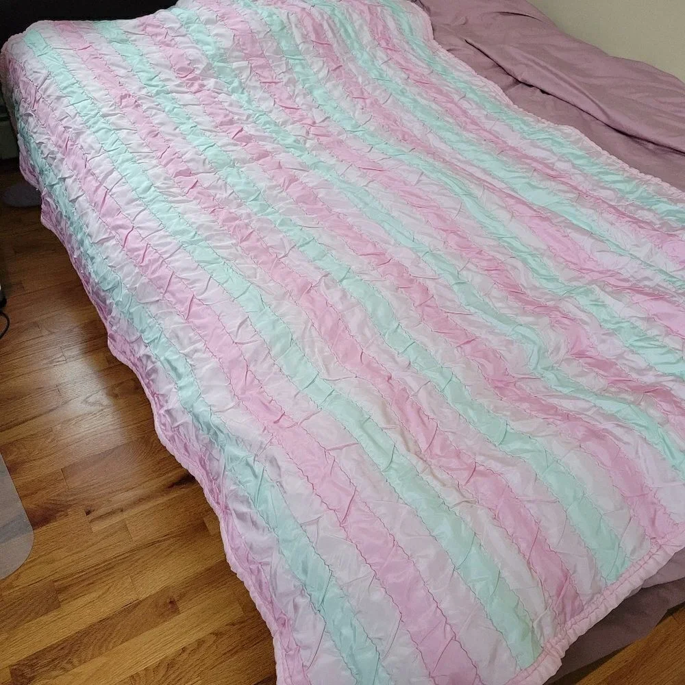 Striped Silky Smooth Shiny Texture Light Weight Long Pastel Color Block Blanket